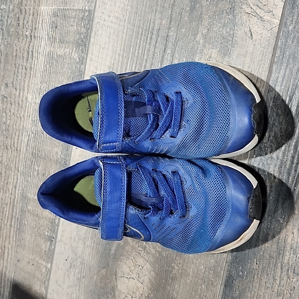 Boys Nike sneakers